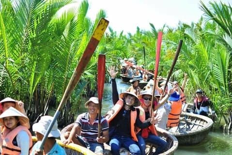 Erkunden Sie eine Korbboottour in Hoi An mit Einheimischen