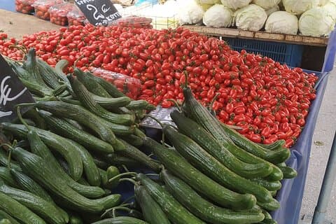 Market-to-Table Adventure: Private-Yemista ou Mousaka
