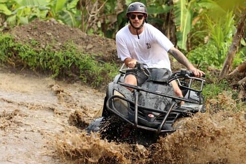 Bali Adventure Tour : ATV Quad Bike con esperienza di rafting acquatico