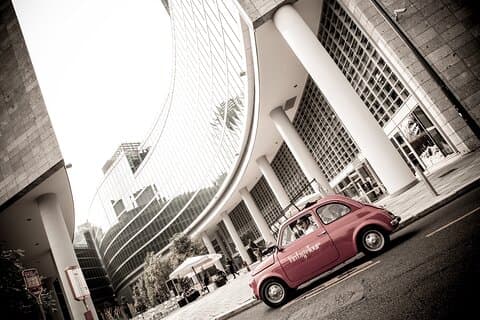 Tour di 2 ore della Fiat 500 d'epoca Big SkyLine a Milano