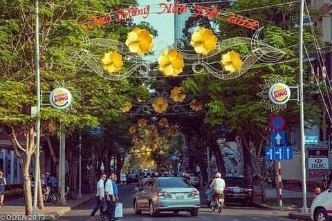 Ho Chi Minh Best Street Food Tour with Local Guide