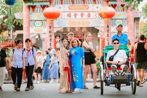 La tradizione rurale di Hoi An e uno spettacolo spettacolare hanno ridimensionato i ricordi di Hoi An