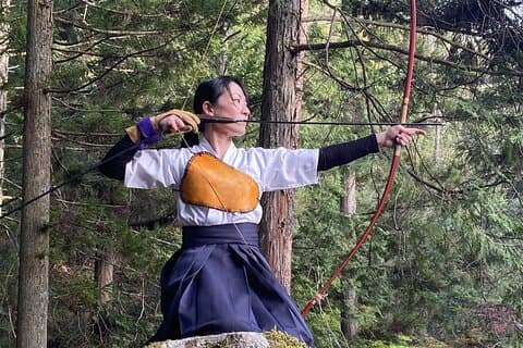 Kyudo – Traditionelles japanisches Bogenschießerlebnis in Hiroshima