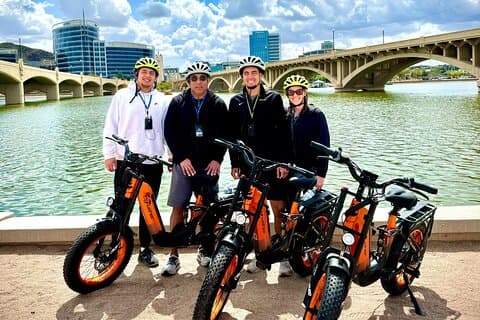 Old Town Scottsdale – Verleih von FAT Tire-Elektrofahrrädern