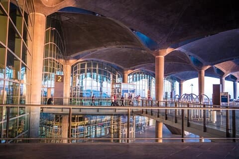Private Queen Alia International Airport Transfer