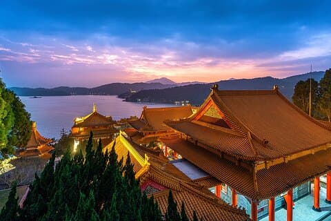 2-Day Sun Moon Lake Private Tour from Taipei