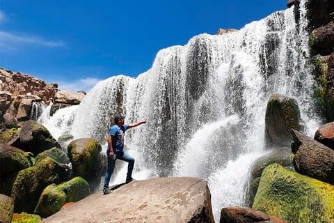 Arequipa: Pillones Waterval en Stenen Bos