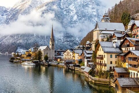 Viagem privada de dia inteiro a Hallstatt, Salzburgo e Melk saindo de Viena
