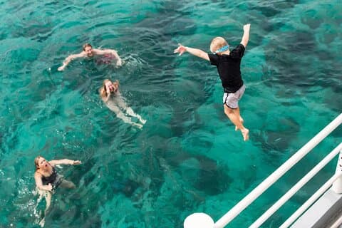 Phu Quoc Island Day Shared Tour med snorkling