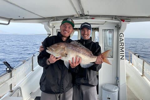 Emocionante viaje de pesca en Atenas