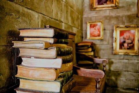 movieESCAPE Stockport Merlin's Magic Academy Escape Room-spil