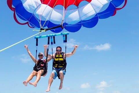 Parasailing a Key West: ideale per le navi da crociera e gli ospiti del centro città