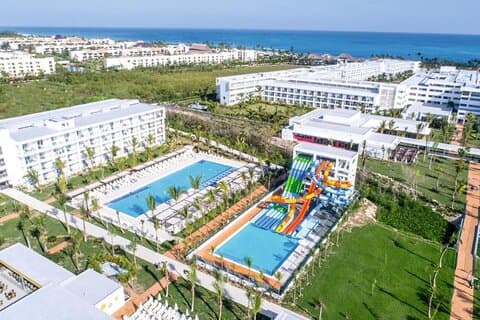 Santo Domingo Airport and Riu Republica Private Transfer
