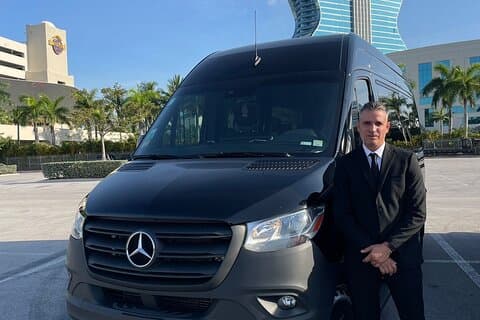 Shuttleservice vom Flughafen Miami und Hotels zum Hafen von Miami