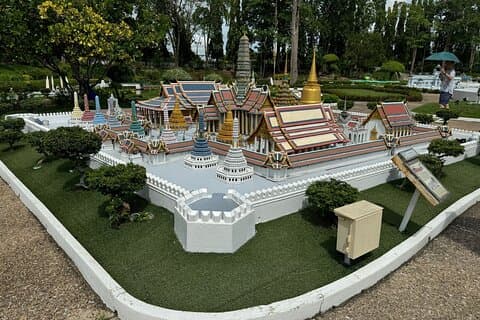 Mini Siam Arts Crafts and Thai Culture Pattaya