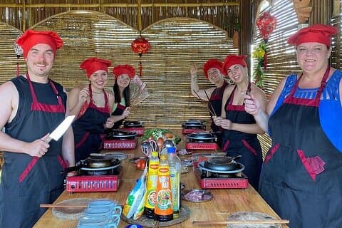 Aventure agricole et culinaire au village d'herbes aromatiques de Tra Que au départ de Hoi An