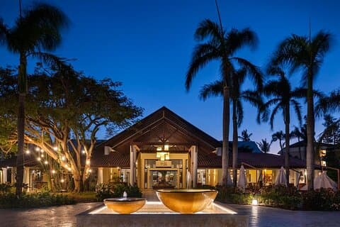 Santo Domingo Airport and Jewels Palm Beach Private Transfer