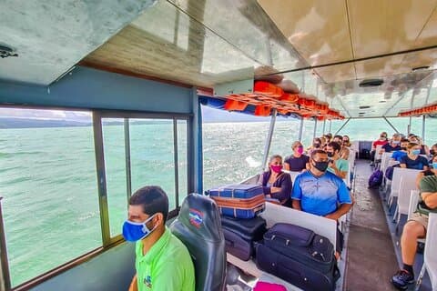 Arenal til Monteverde-skyttelbuss med sjøkryssing (minibuss + båt + minibuss)