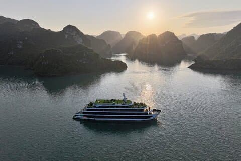 2D1N i Lan Ha Bay Escapade Night med Venus Cruise fra Hanoi