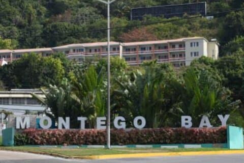 Transfer från MBJ flygplats till/från Montego Bay Hotell/Villor/Airbnb