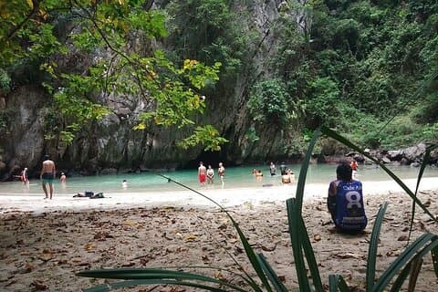 Koh Lanta: 4 Islands Tour by Speedboat with Snorkeling