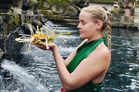 Ubud Melukat Reinigungszeremonie im Tirta Empul Tempel