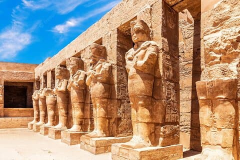 Private Guided Tour to Luxor with Lunch from Hurghada