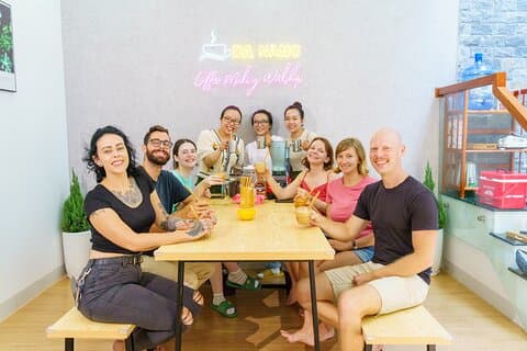 Lezione di preparazione del caffè e cucina