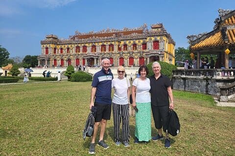 De Hoi An / Da Nang : découvrez la riche histoire de la ville impériale de Hue
