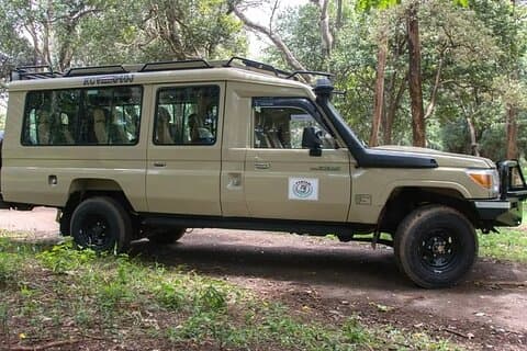 Safari-Tour im Jeep zum Amboseli Nationalpark