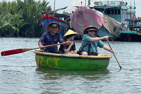 Marble Mountains & Basket Boat Ride - Morgen- eller ettermiddagstur