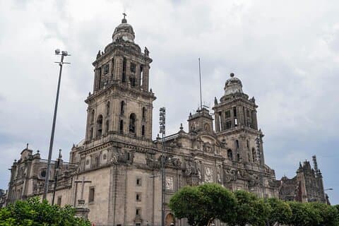 Tour de arquitectura de la Ciudad de México: admira las maravillas históricas y modernas