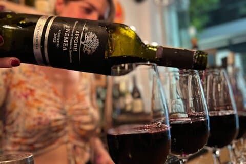 Dégustation de vins à Athènes