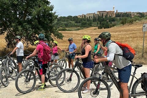 Private Valdorcia Ebike Tour with Tuscan Pecorino Cheese Tasting