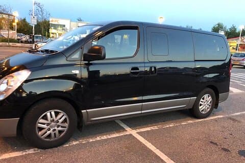 One Way Taxi Transfer from Gatwick Airport to London City Airport