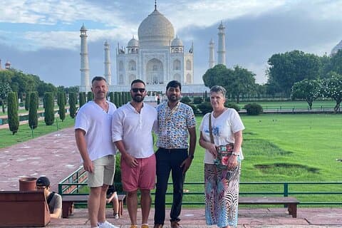 Taj Mahal & Agra Fort Privat rundtur: Skip-The-Line-biljetter och guide