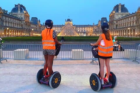 Soloppgang i Paris med Segway