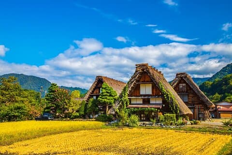Takayama och Shirakawa går Japan Naturskön tur från Kanazawa