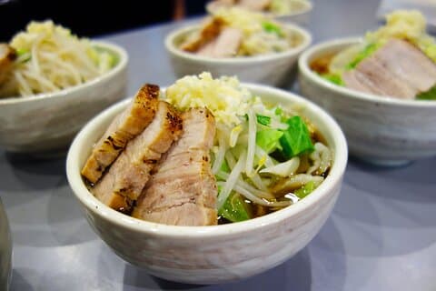 Tóquio 6 horas de excursão guiada privada e culinária de ramen estilo Jiro