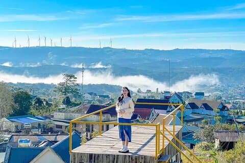 Cloud Hunting and The Glow of Dawn Tour in Da Lat