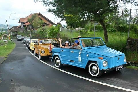 VW サファリ クラシック カーによるバリ島終日ゲート オブ ヘブン ツアー