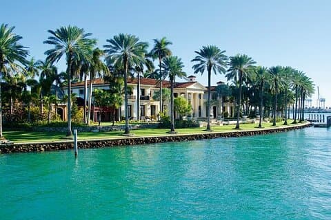 Miami Biscayne Bay rich and famous Sightseeing Boat Tour