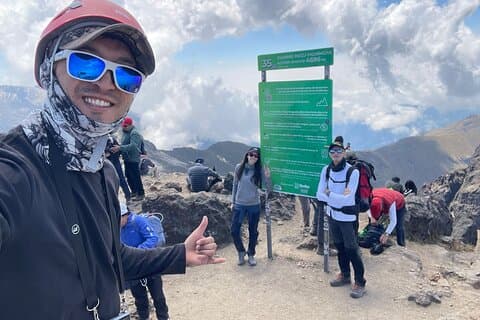 Caminhada privada ao Ruco Pichincha e Teleférico