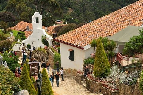 Tour Privado Bogotá : Candelaria, Museo del Oro, Monserrate Opcional