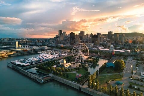 Privat transfer fra Montreal Airport YUL til Montreal / Bromont
