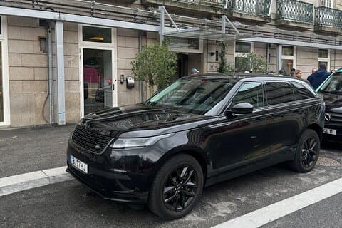 Private transfer Porto - Lisboa ( with 3 stops) in a luxury car