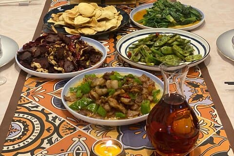 8-Hr Shanghai City Tour Opt for Homemade Lunch