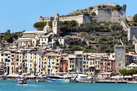 Tour en bateau des Cinque Terre avec arrêts à Portovenere, Monterosso et Vernazza