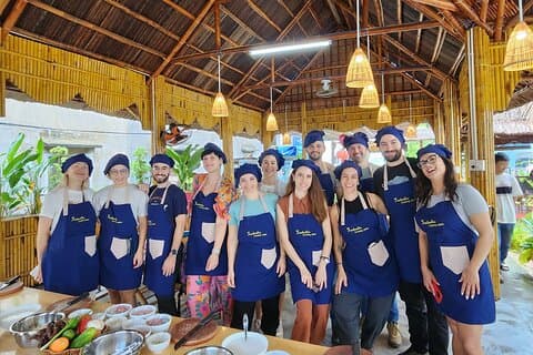 Hoi An Privat Fisk og skaldyr madlavning klasse / Oyster madlavning oplevelse