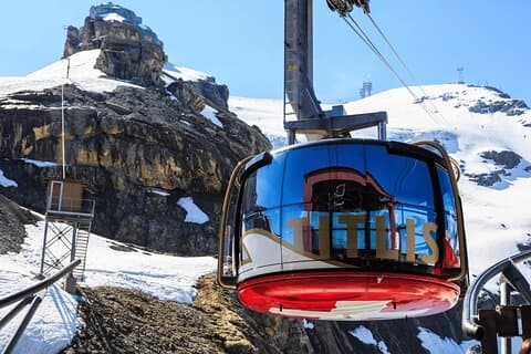 Alpes suisses et Mont Titlis Private Glacier Experience